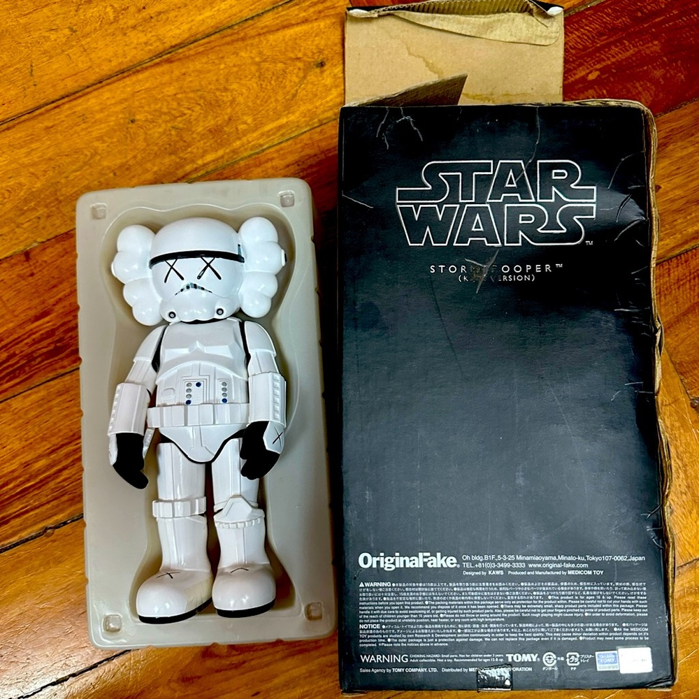 Kaws Star Wars Stormtrooper